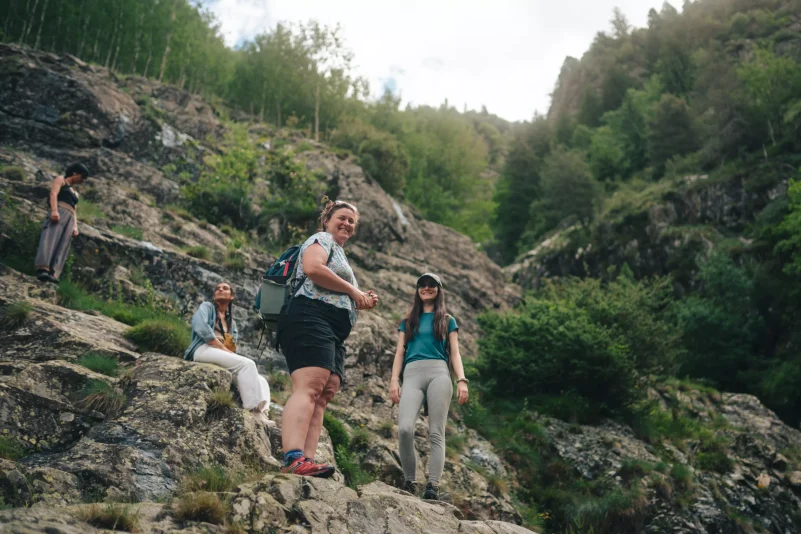 Pausa pranzo alla cascata