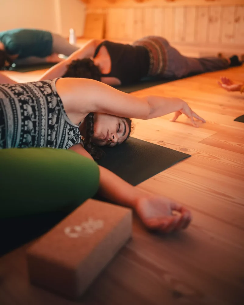 Allunghiamo in muscoli durante lo Slow Movement